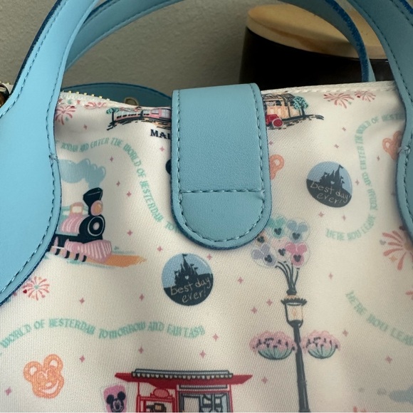 Stoney Clover Lane Disney Main Street Pouchette Crossbody 03 Style EUC - Picture 4 of 6